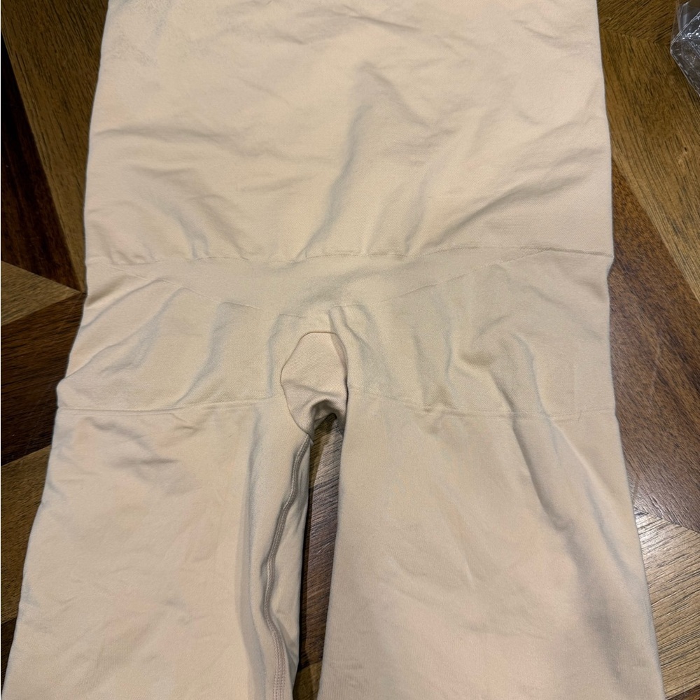 Assets By Spanx High-Waisted Shapewear Shorts - Tan - Picture 3 of 6
